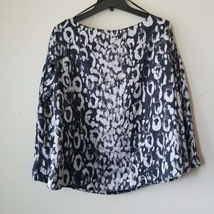 Jennifer Lopez Flare sleeve blouse